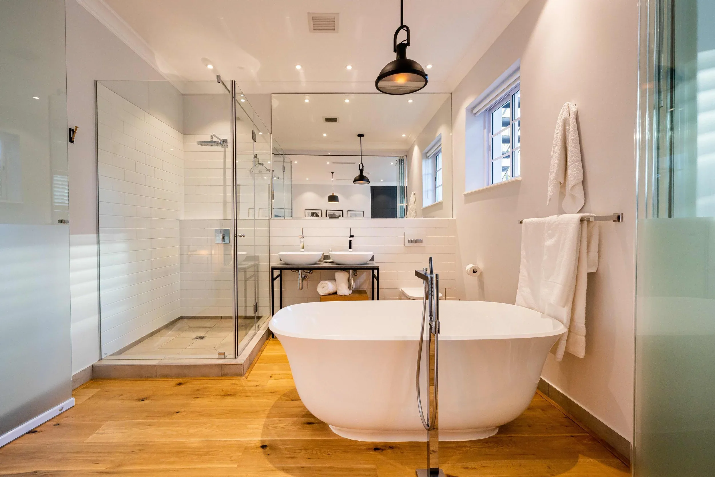 The bathrooms, the town apartment at Rozenhof Villas (20 of 33)