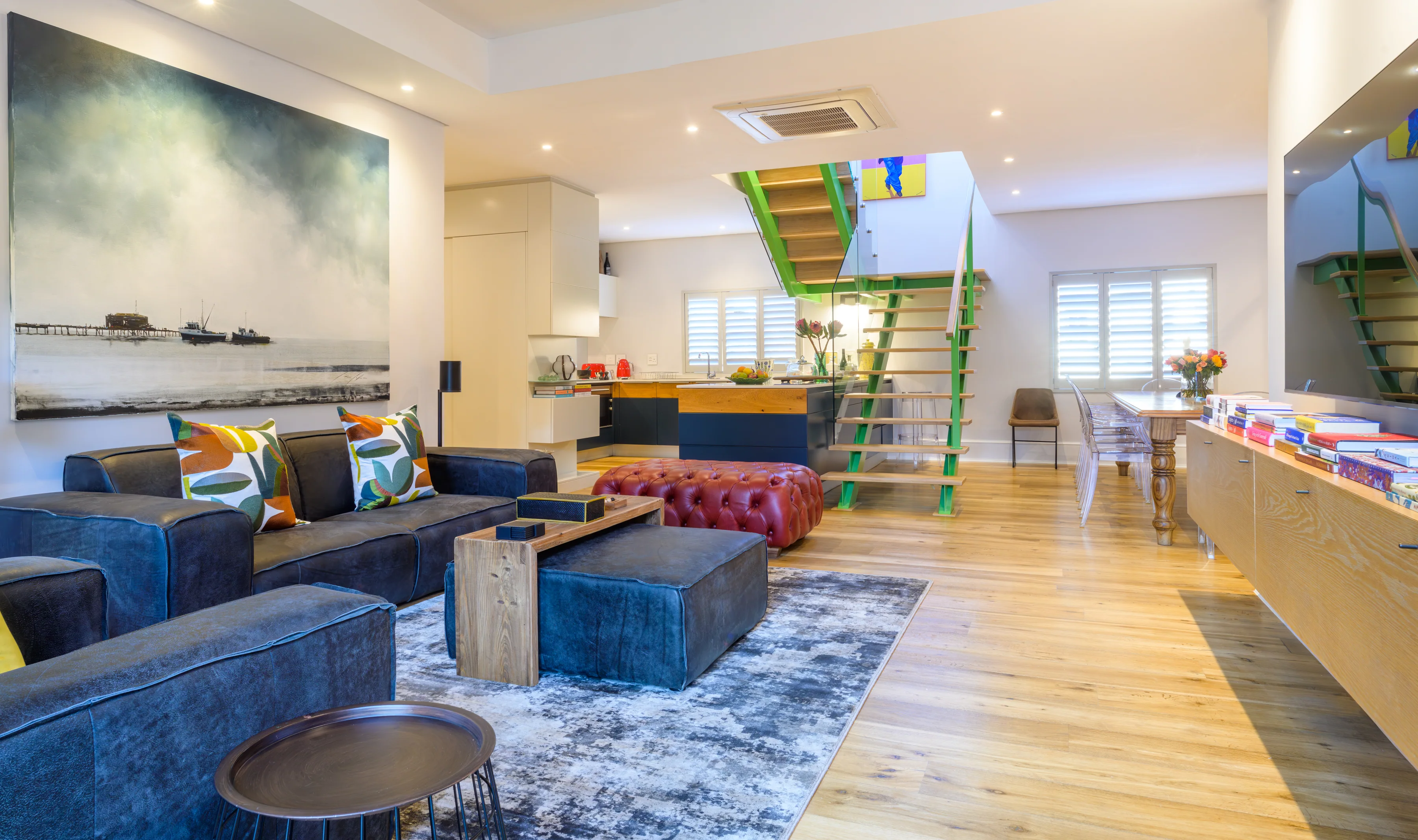 The double-volume living room of the Loft apartment